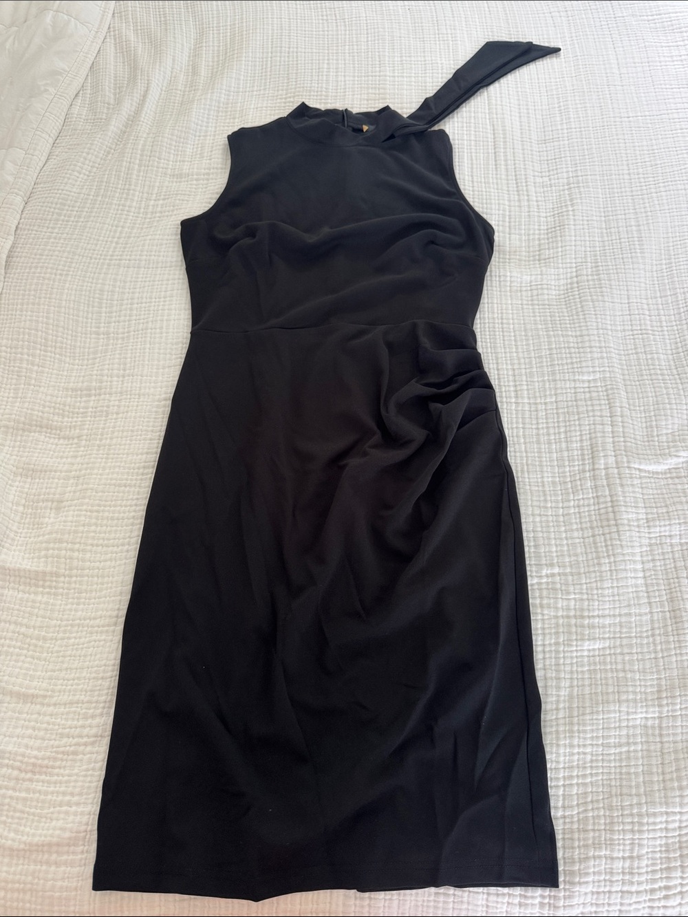 Miusol One-Shoulder Black Sheath Dress with Neck Tie